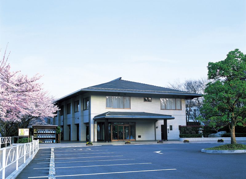 霊園正門事務所